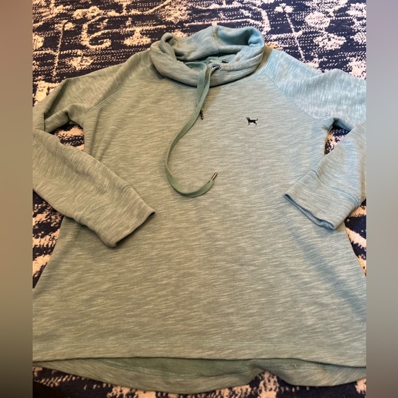 Black Dog Pullover Hoodie - Picture 1 of 3